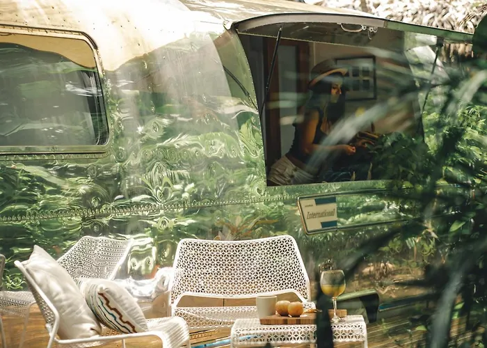 Inn Airstream By The Sea *